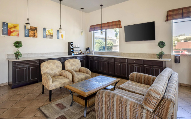 photo 2 of Best Western Inn Santa Clara
