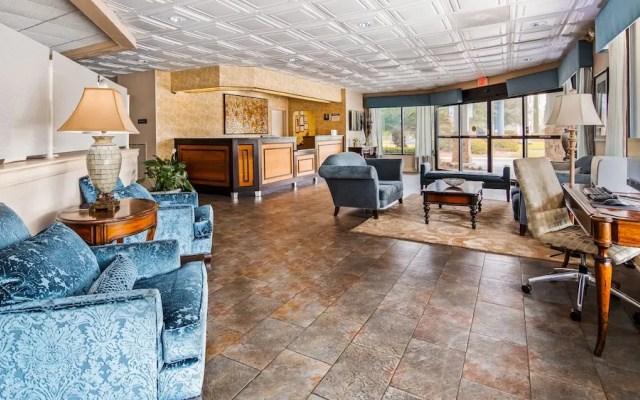 photo 2 of Ramada Savannah
