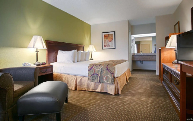 photo 5 of Ramada by Wyndham Savannah Gateway
