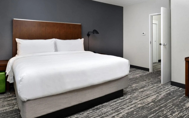 photo 3 of Four Points by Sheraton Omaha Midtown