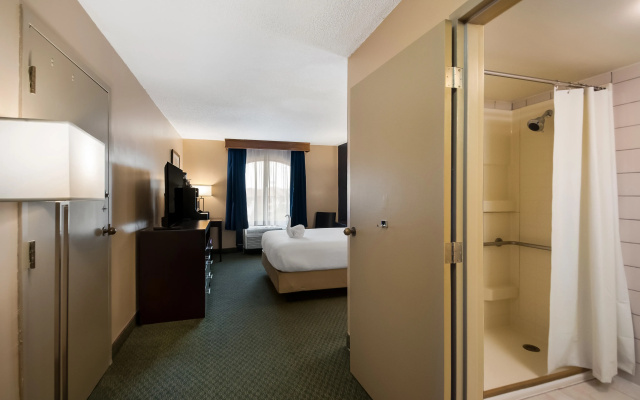 photo 4 of Best Western Springfield
