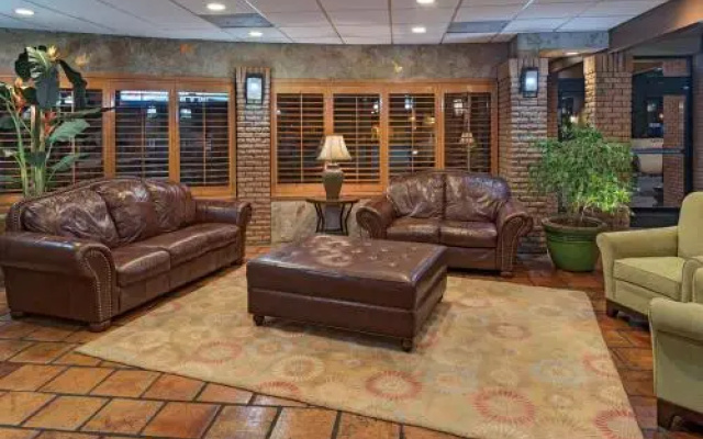 photo 2 of Stevens Inn a Howard Johnson by Wyndham