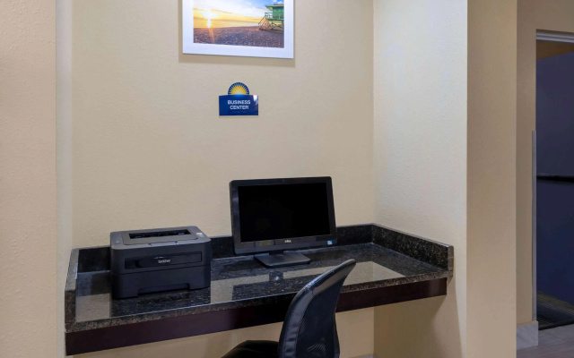 photo 2 of Days Inn by Wyndham Panama City
