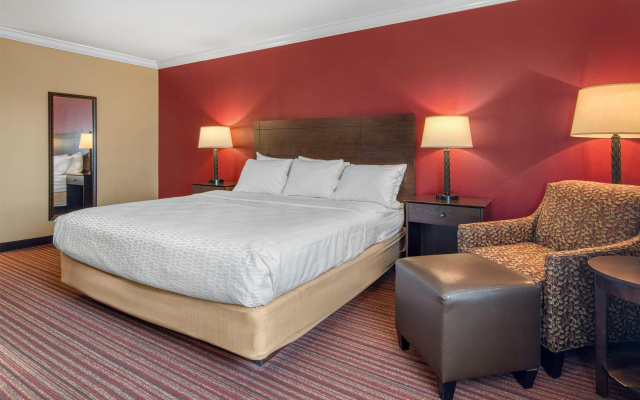 photo 4 of Best Western Sycamore Inn