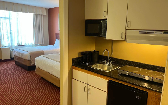 photo 5 of The Boston Hotel