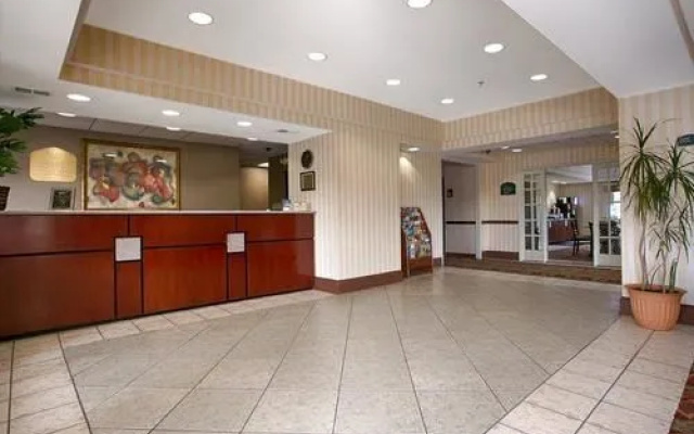 photo 2 of Best Western Union City Inn & Suites