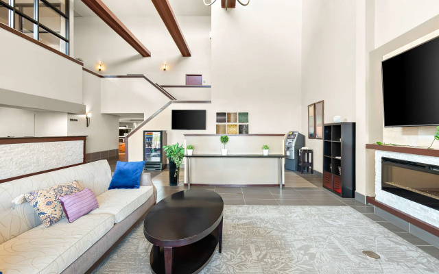 photo 4 of Best Western West Towne Suites