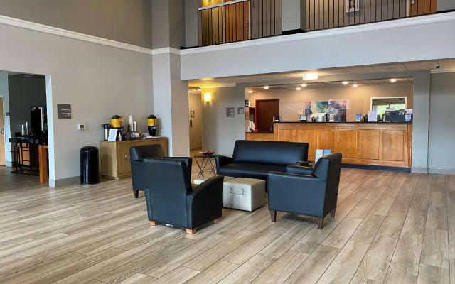 photo 2 of City Express by Marriott Danville