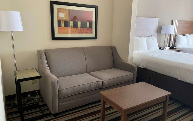 photo 3 of City Express by Marriott Danville