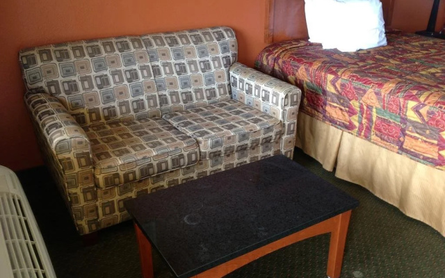 photo 4 of Bestway Inn Dallas