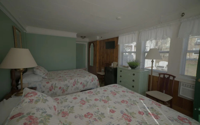 photo 5 of Betty Doon Hotel