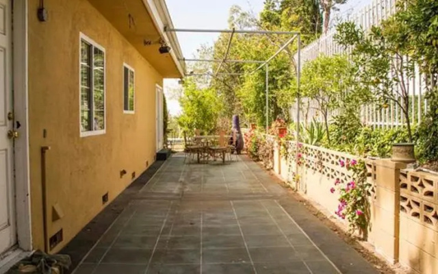 photo 5 of Beverly Hills Dream House Near Hollywood