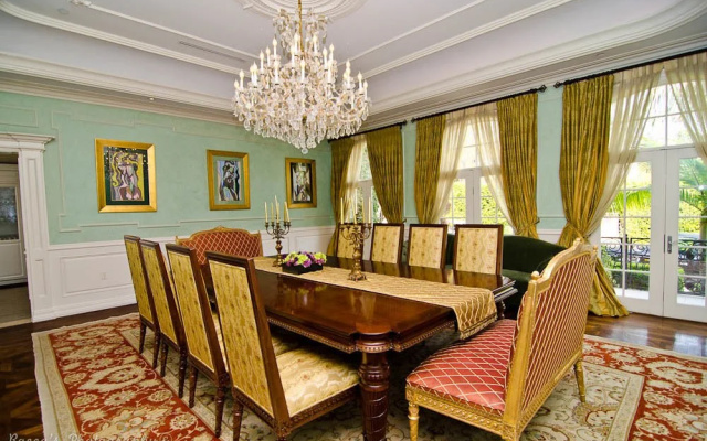photo 4 of Beverly Hills Fab Estate