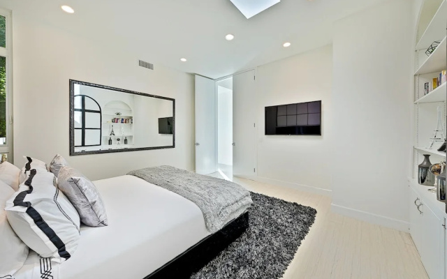 photo 5 of Beverly Hills Luxury Modern Palace