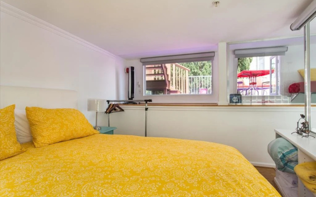 photo 5 of Beverly Hills Modern Guesthouse