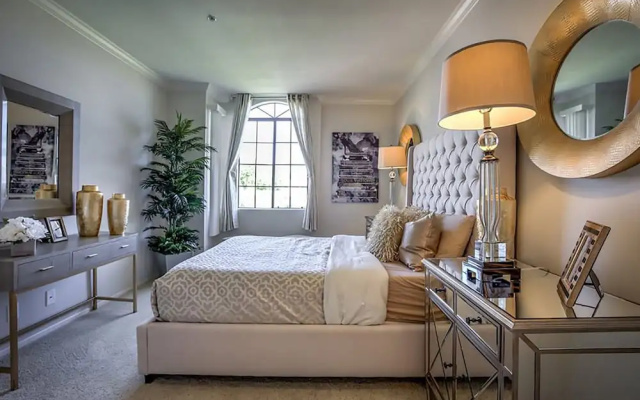 photo 4 of Beverly Hills Privilege