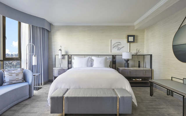 photo 3 of Beverly Wilshire, A Four Seasons Hotel