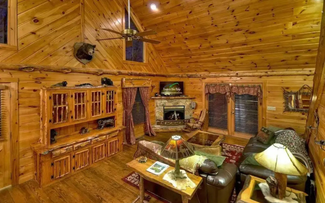 photo 2 of Big Buck Lodge by Escape to Blue Ridge
