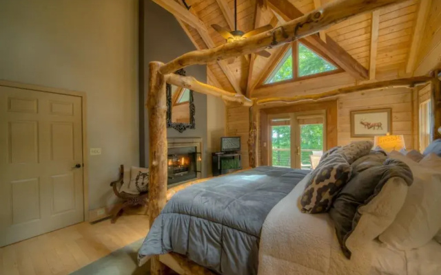 photo 4 of Big Canoe Lodge by Escape to Blue Ridge