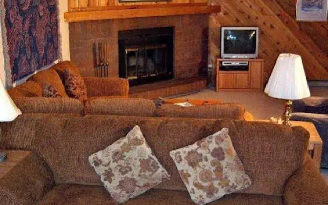 photo 2 of Bighorn Rentals - Breckenridge