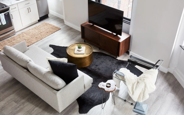 photo 2 of Bi-level 1BR in Downtown Crossing by Sonder