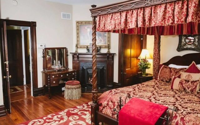photo 3 of Biltmore Village Inn B&B