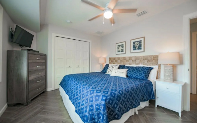 photo 5 of Bimini Breeze