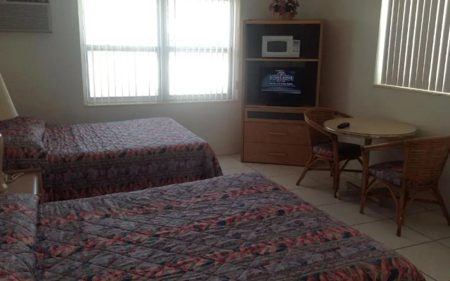 photo 2 of Birch Patio Motel
