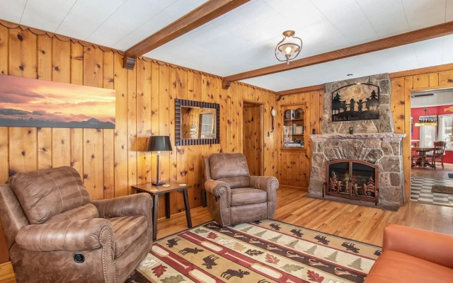 photo 2 of Black Bear Cottage - 2 Br Cottage