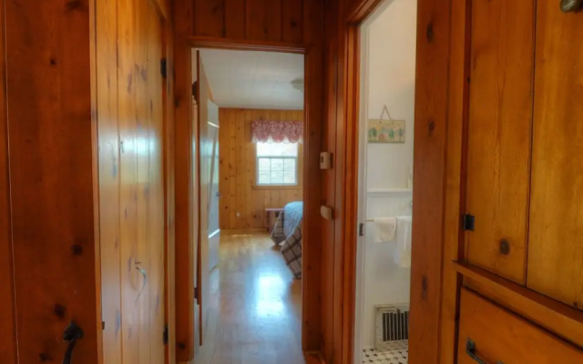 photo 3 of Black Bear Cottage - 2 Br Cottage