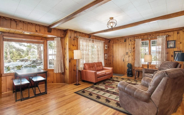 photo 4 of Black Bear Cottage - 2 Br Cottage