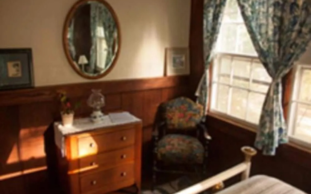 photo 4 of Black Mountain Inn