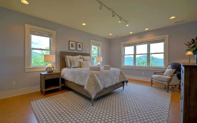 photo 2 of Black Oak - 3 Br Home