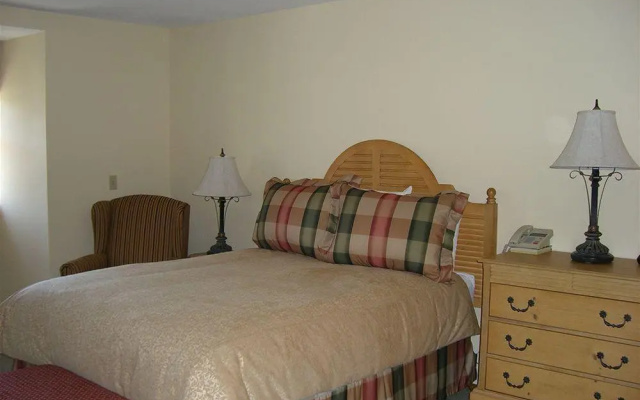 photo 4 of The Blackbird Lodge