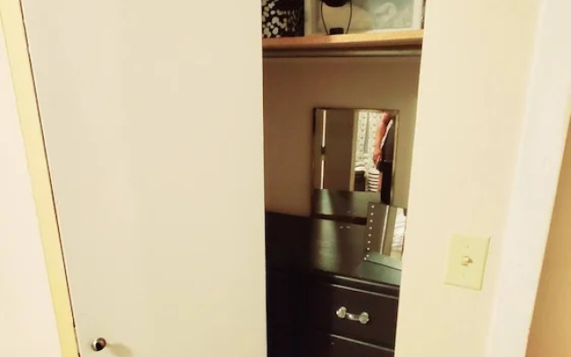 photo 5 of Room-black-white Rm By Yale U