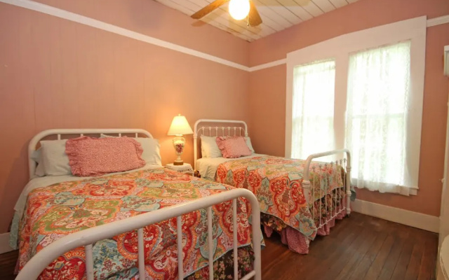 photo 3 of Blessing Haus by RedAwning
