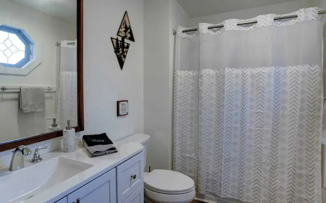 photo 5 of Blissful Bungalow by Avantstay Adventure Escape