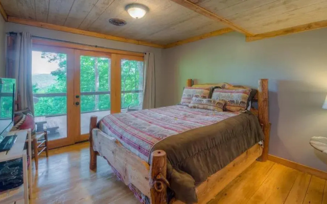 photo 4 of Blue Chase Lodge by Escape to Blue Ridge