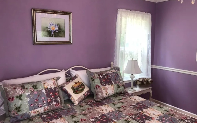 photo 3 of Blue Heaven Bed & Breakfast