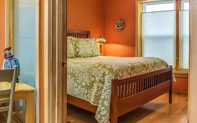 photo 2 of Blue Moon Cottage ~ Pet Friendly ~ 5 Blocks to OSF