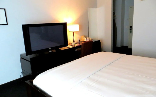 photo 4 of Blue Moon Resort