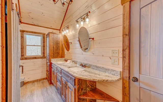 photo 4 of Blue Moon Lodge by Escape to Blue Ridge