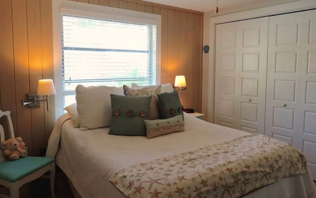 photo 3 of Blue Oasis Apartment 2
