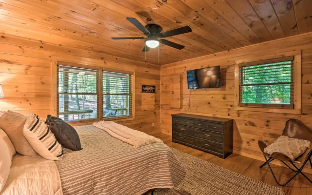 photo 2 of Blue Ridge Cabin: Hot Tub, Fire Pit & Grill!