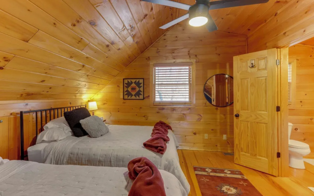 photo 4 of Blue Ridge Cabin: Hot Tub, Fire Pit & Grill!