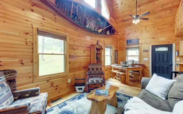photo 4 of Blue Ridge Cabin Rental w/ Deck & Screened Porch!