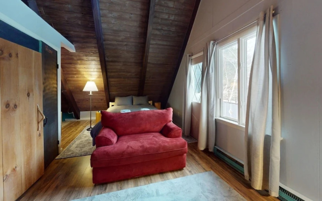 photo 5 of Blue Ridge Chalet 3 Bedroom Chalet by RedAwning