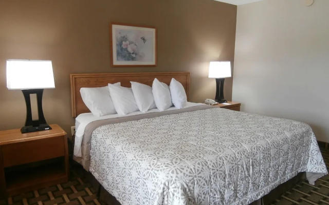 photo 5 of Americas Best Value Inn Blue Ridge