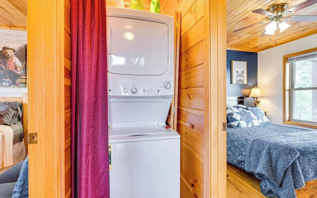photo 5 of Mtn-view Cabin: Deck & Pets Welcome in Murphy