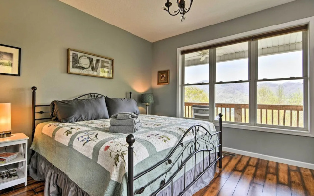 photo 4 of Blue Ridge Mountain Rental w/ Hot Tub & Gas Grill!